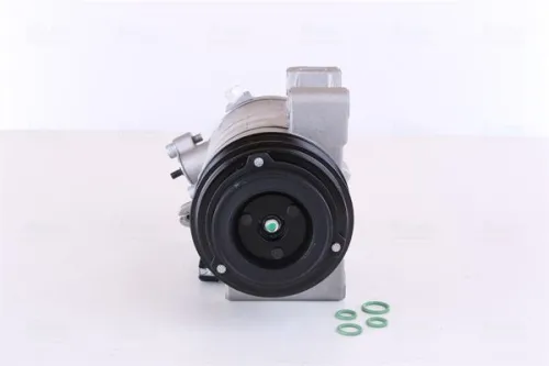 Compressor, airconditioning